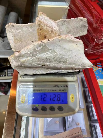 龙涎香价格好，有量联系。