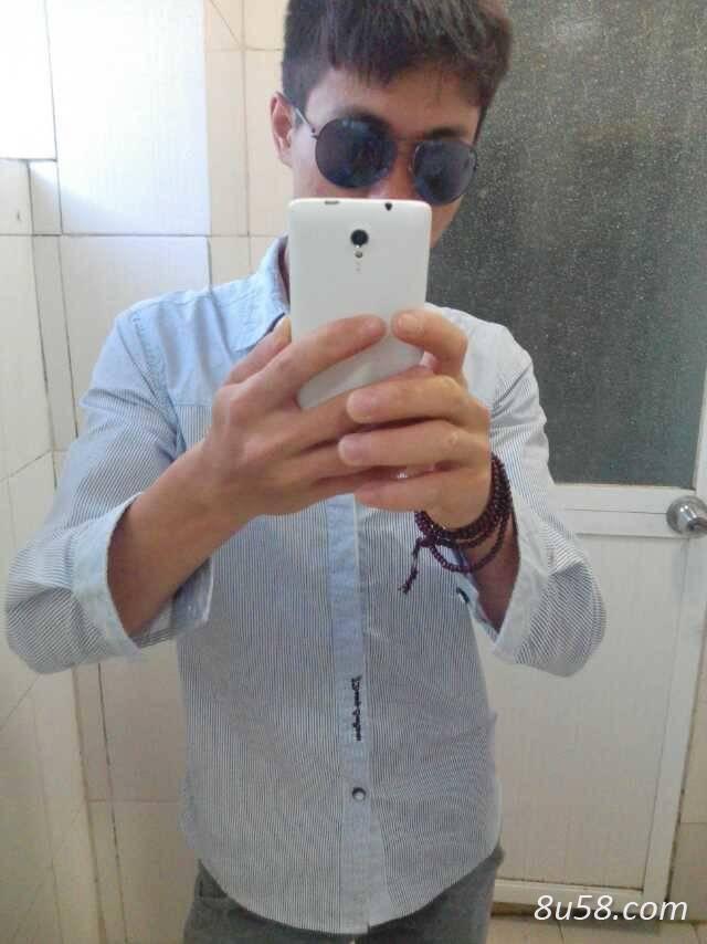 杨俊