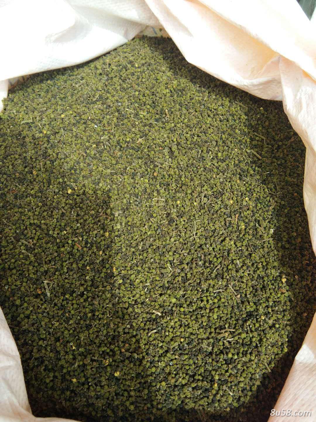 家有新采摘小花统吴茱萸干货，欢迎大家前来选购