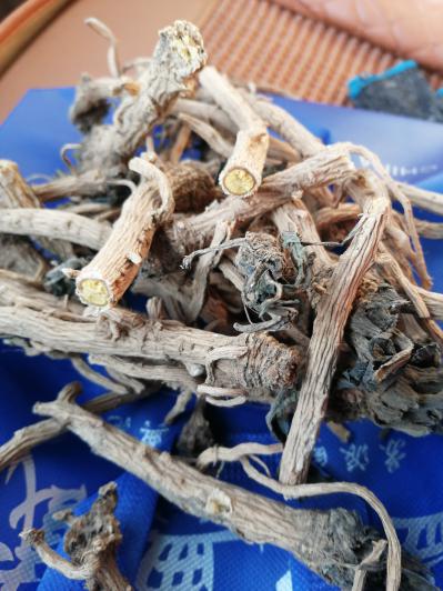 板蓝根统货10吨